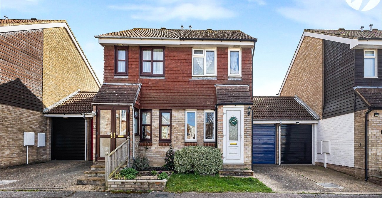 2 bedroom house for sale in Swanley | Robinson Jackson