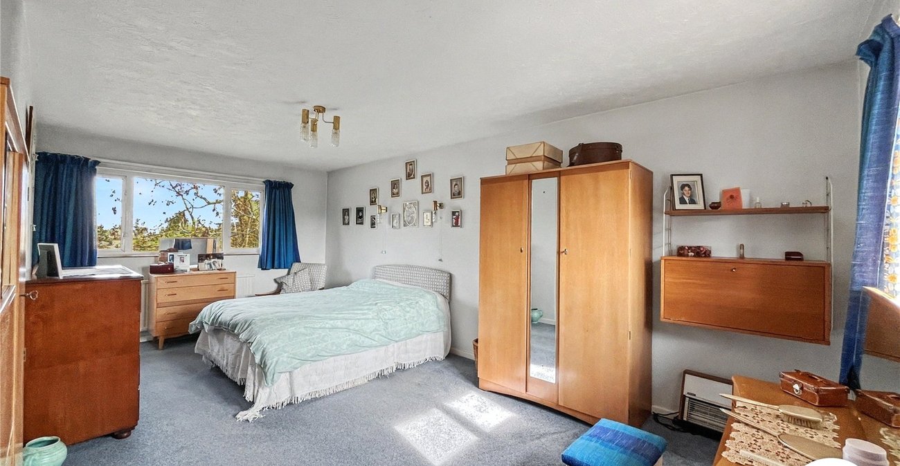 3 bedroom house for sale in Sittingbourne | Robinson Michael & Jackson