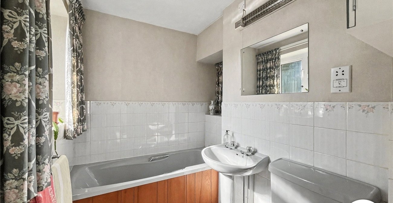 3 bedroom house for sale in Sittingbourne | Robinson Michael & Jackson