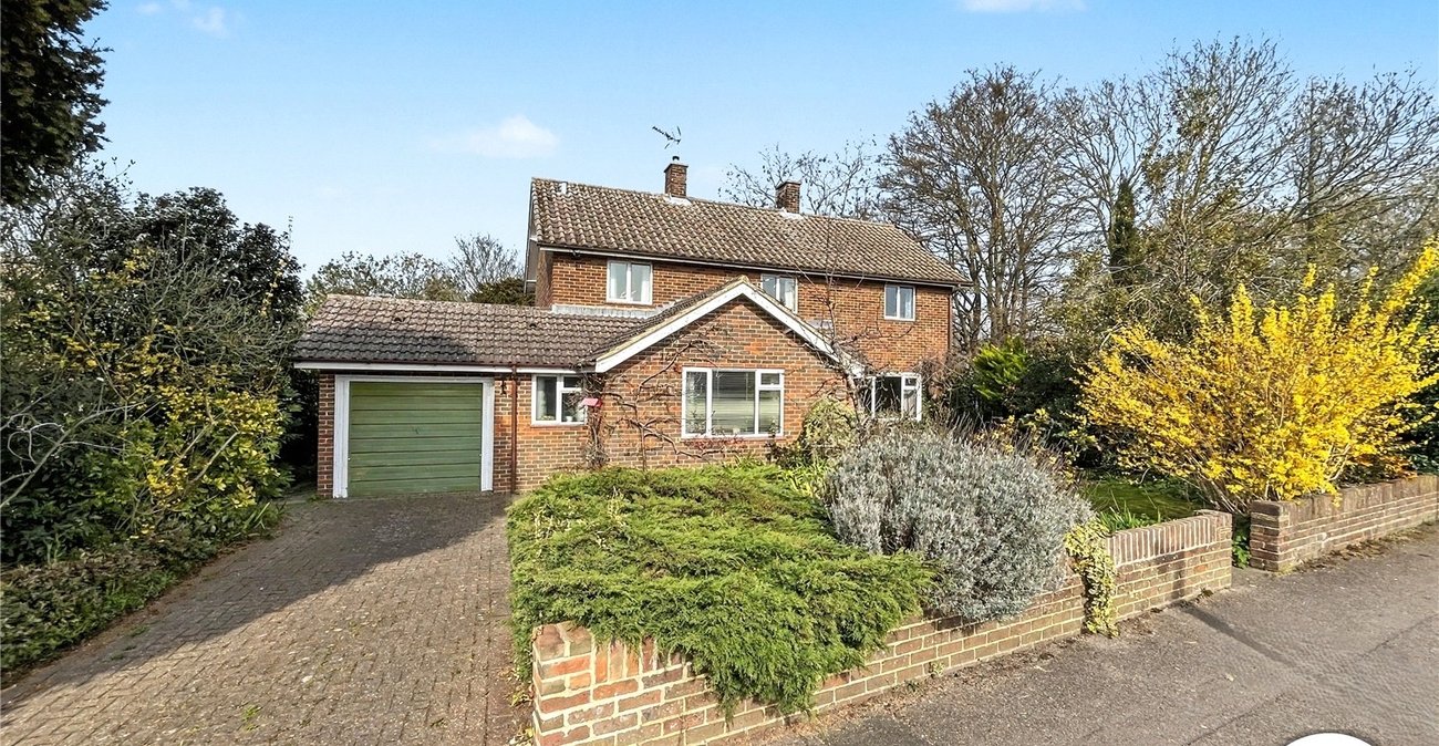 3 bedroom house for sale in Sittingbourne | Robinson Michael & Jackson