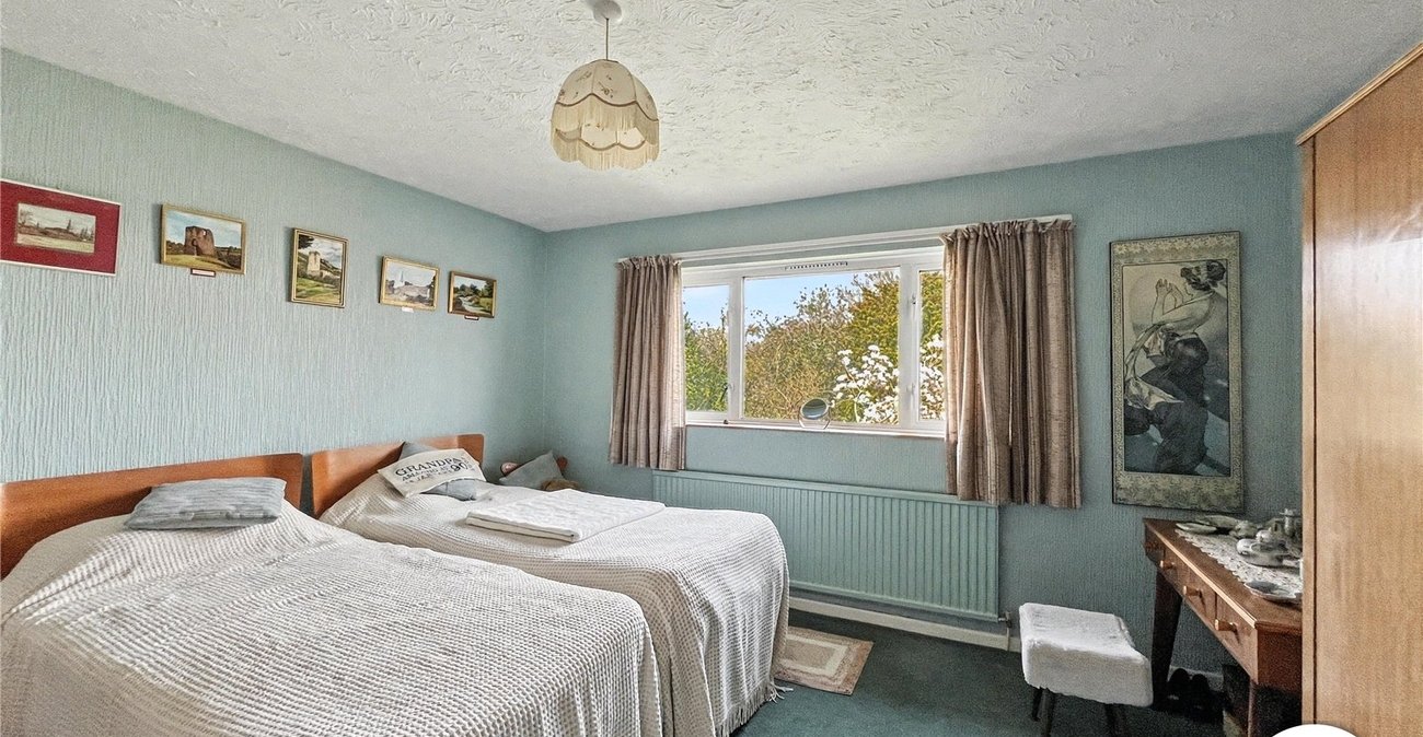 3 bedroom house for sale in Sittingbourne | Robinson Michael & Jackson