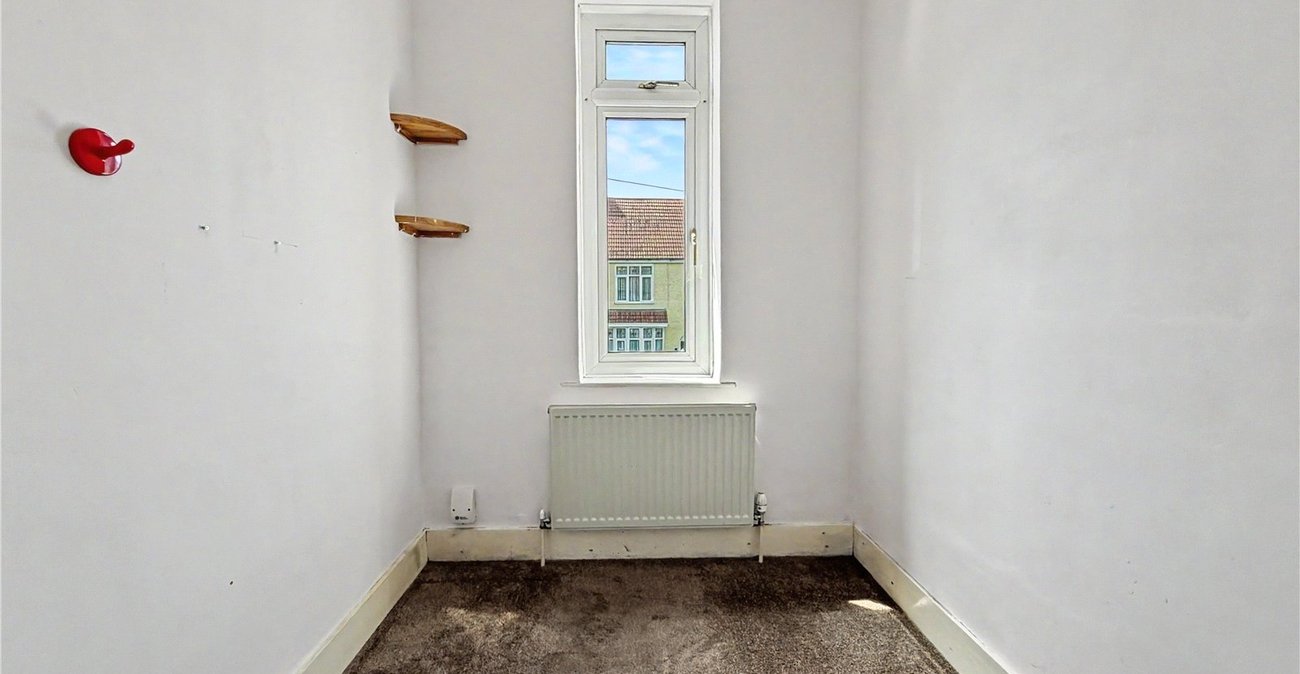 3 bedroom house for sale in Twydall | Robinson Michael & Jackson