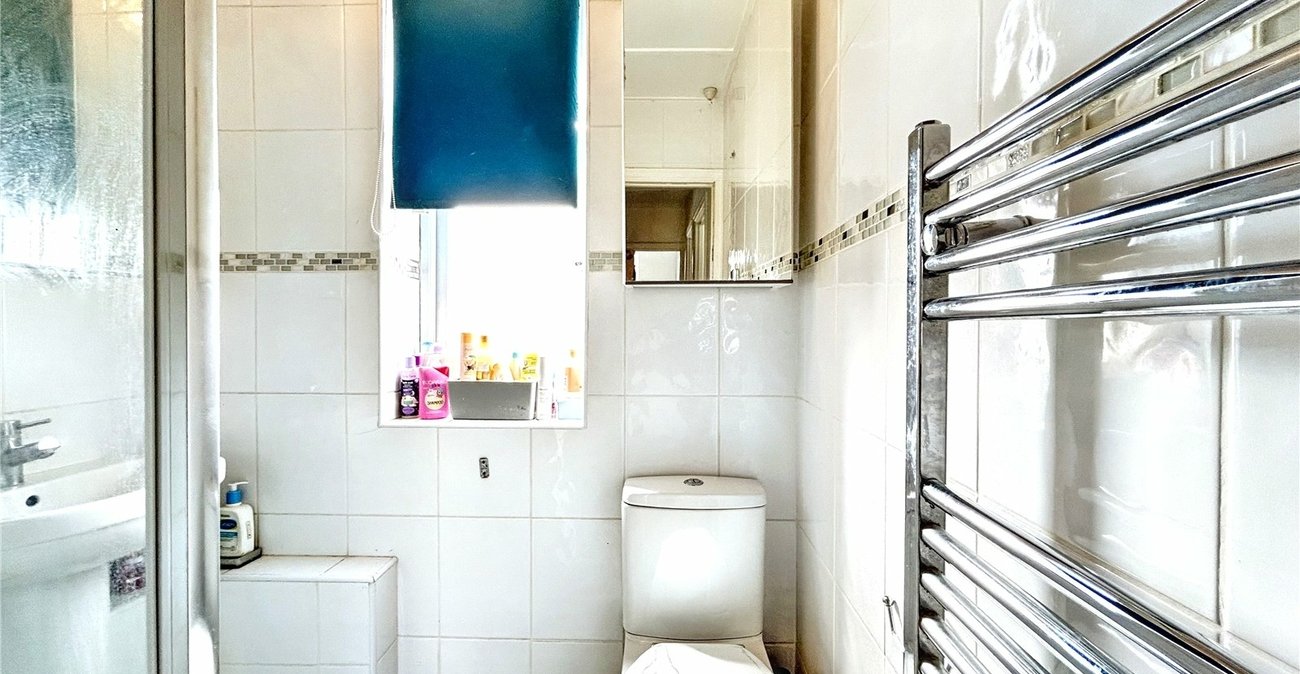 3 bedroom house for sale in Twydall | Robinson Michael & Jackson