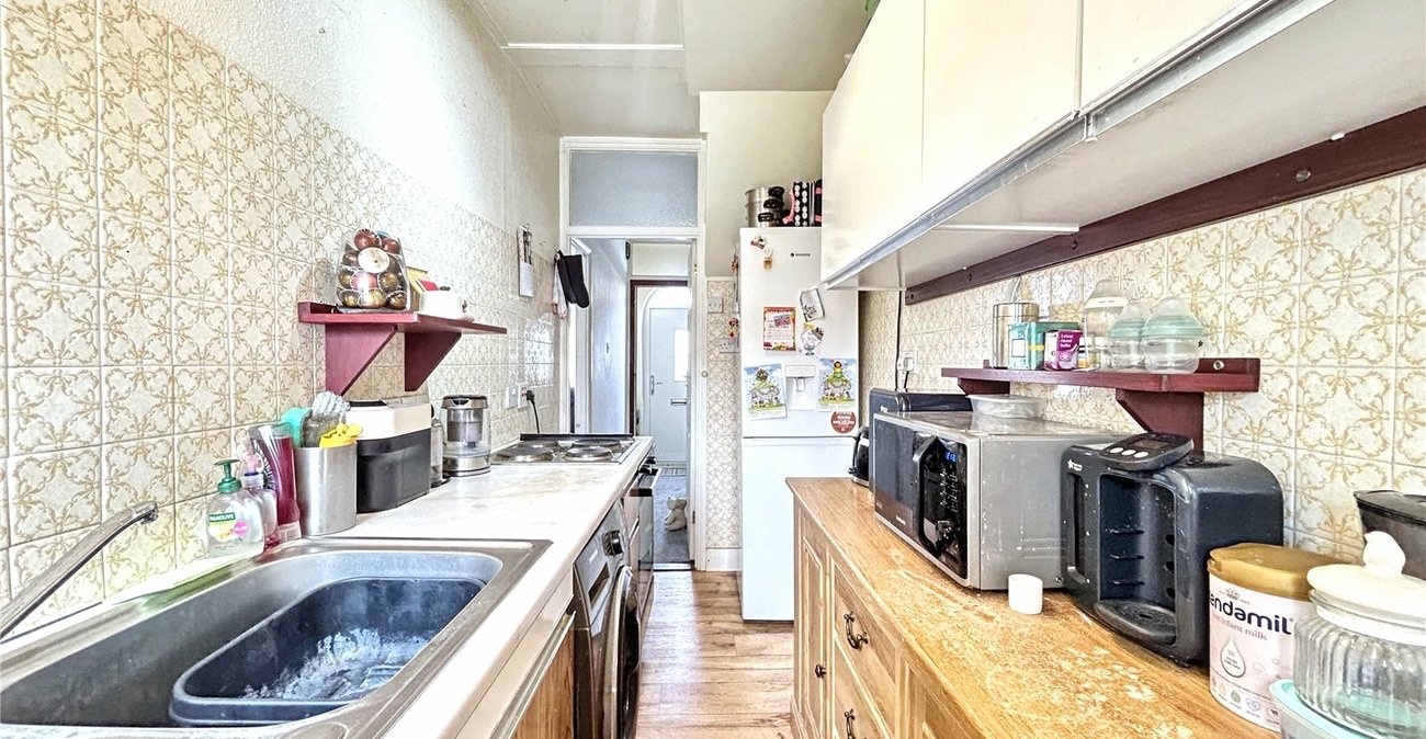 3 bedroom house for sale in Twydall | Robinson Michael & Jackson