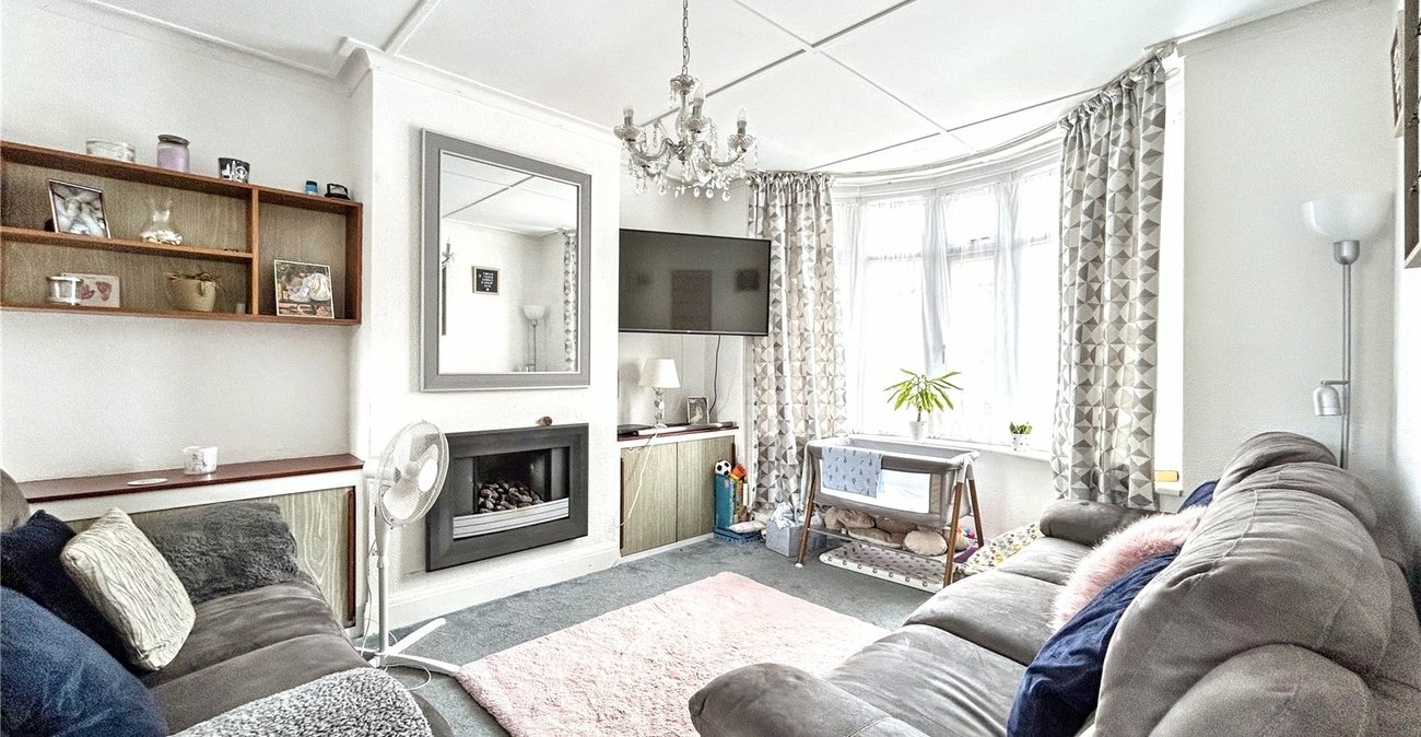 3 bedroom house for sale in Twydall | Robinson Michael & Jackson