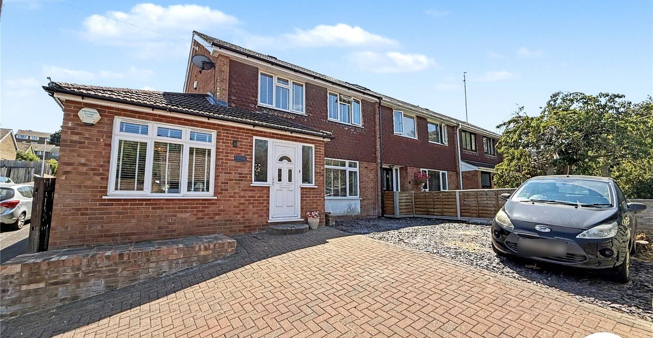 4 bedroom house for sale in Walderslade | Robinson Michael & Jackson