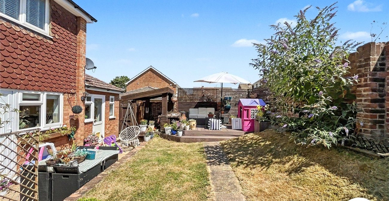 4 bedroom house for sale in Walderslade | Robinson Michael & Jackson