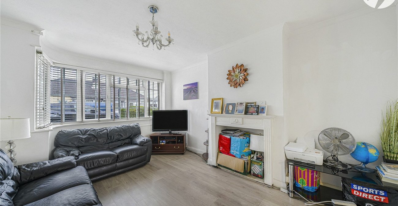 4 bedroom house to rent in Dartford | Robinson Jackson