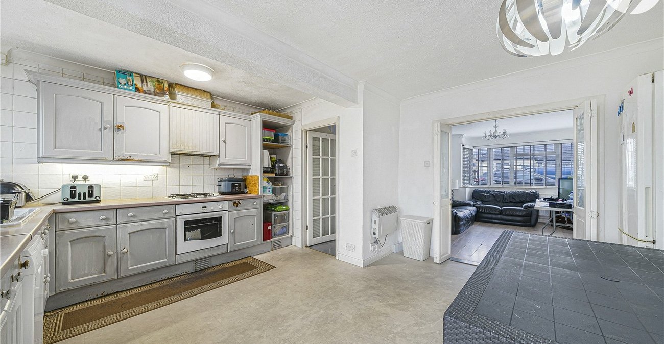 4 bedroom house to rent in Dartford | Robinson Jackson