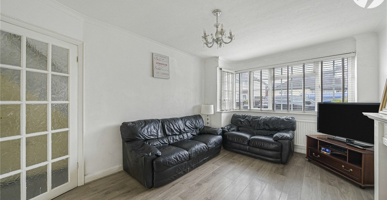 4 bedroom house to rent in Dartford | Robinson Jackson