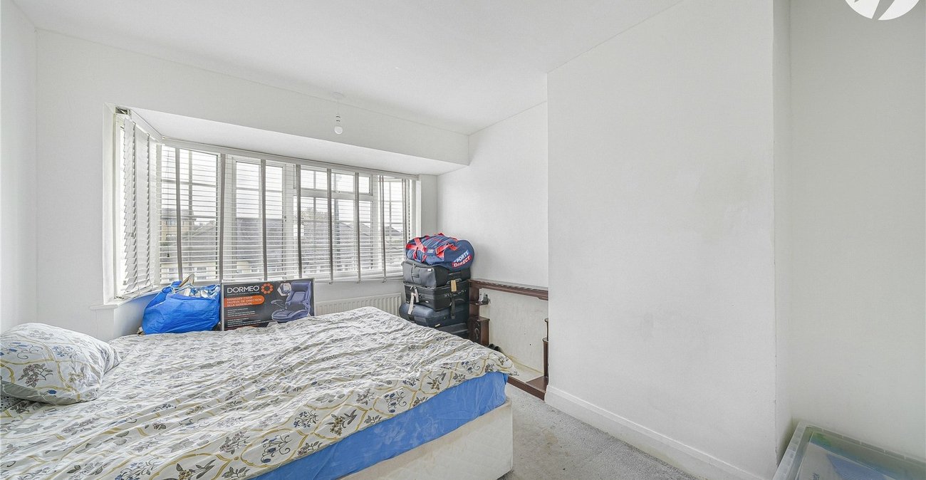 4 bedroom house to rent in Dartford | Robinson Jackson