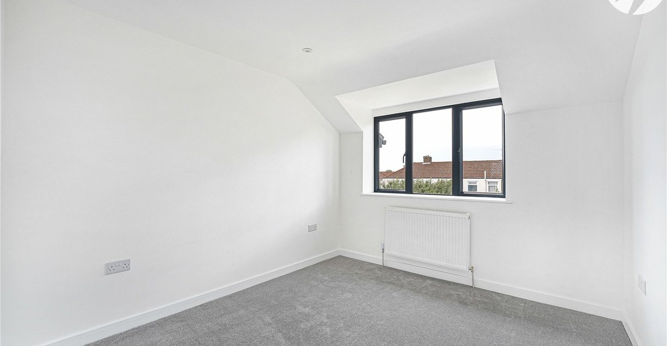 4 bedroom house for sale in Dartford | Robinson Jackson