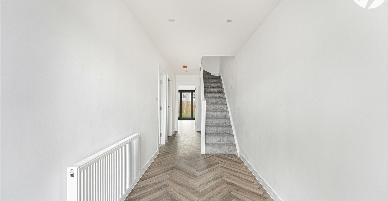 4 bedroom house for sale in Dartford | Robinson Jackson