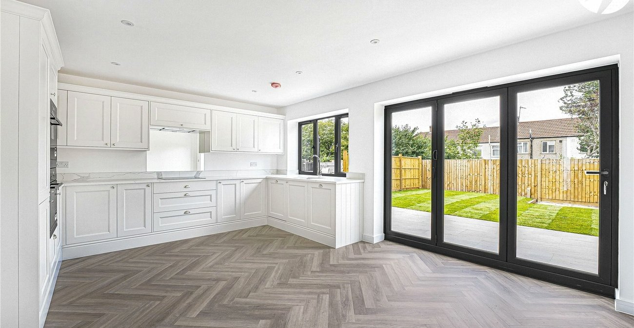 4 bedroom house for sale in Dartford | Robinson Jackson