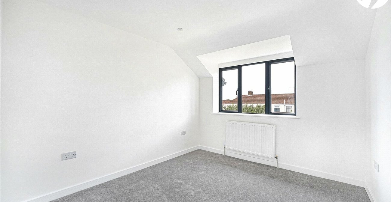 4 bedroom house for sale in Dartford | Robinson Jackson