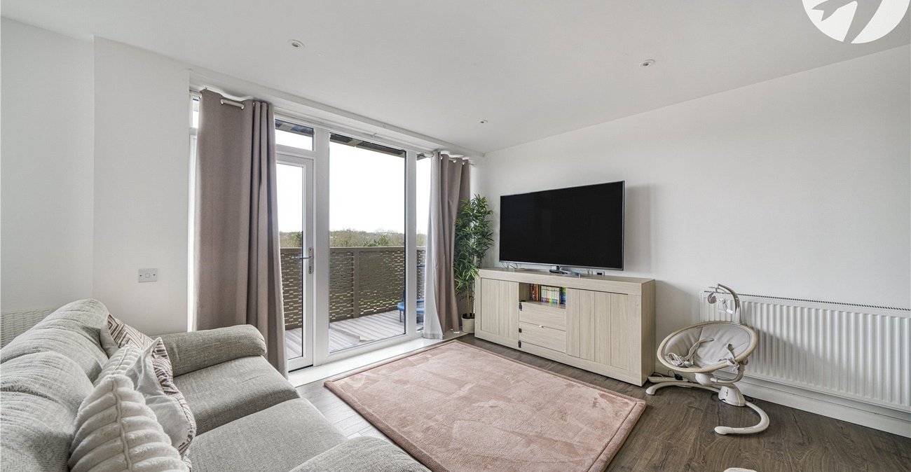 2 bedroom property for sale in Dartford | Robinson Jackson