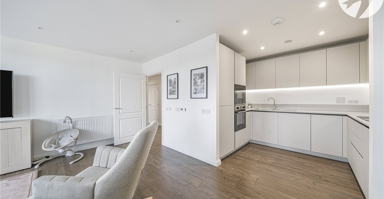 2 bedroom property for sale in Dartford | Robinson Jackson