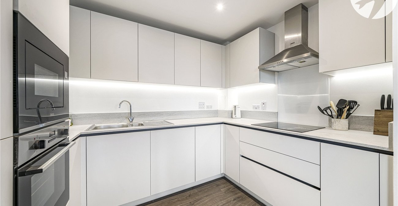 2 bedroom property for sale in Dartford | Robinson Jackson