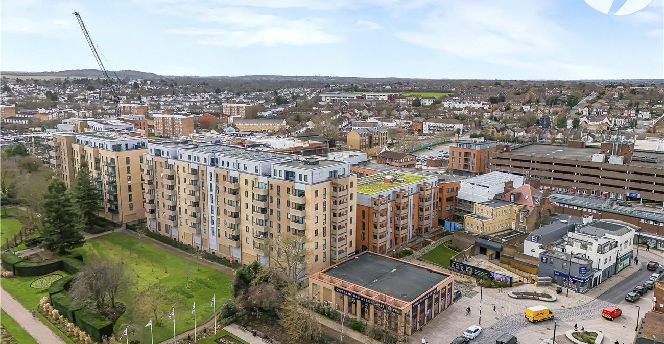 2 bedroom property for sale in Dartford | Robinson Jackson