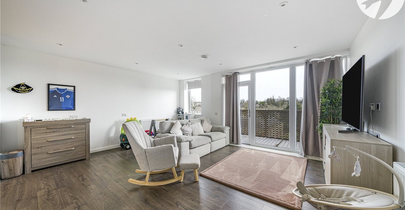2 bedroom property for sale in Dartford | Robinson Jackson