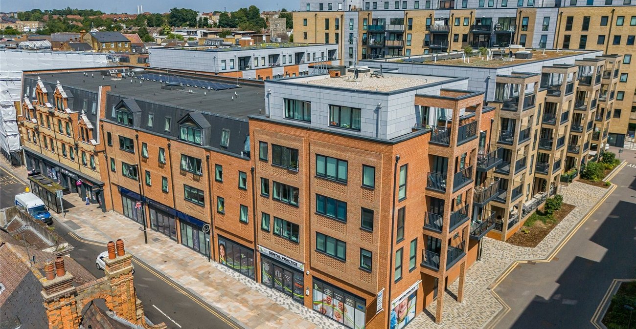 2 bedroom property for sale in Dartford | Robinson Jackson
