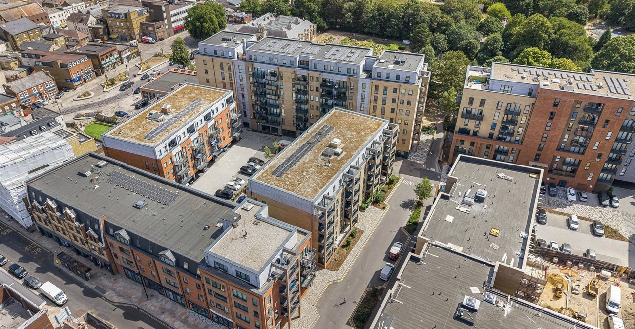 2 bedroom property for sale in Dartford | Robinson Jackson