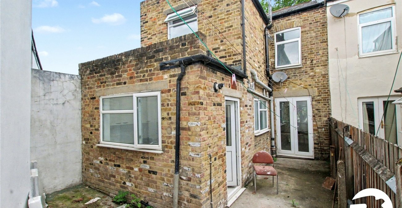 3 bedroom house for sale in Plumstead | Robinson Jackson