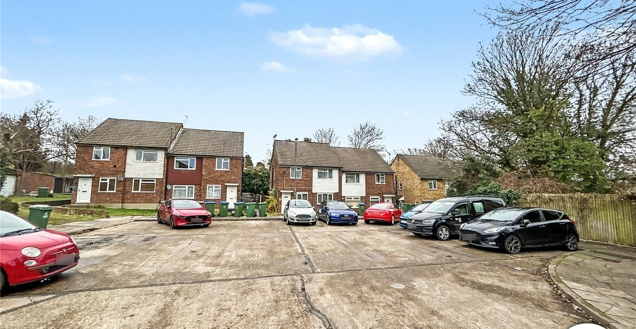 2 bedroom property for sale in Sidcup Hill | Robinson Jackson