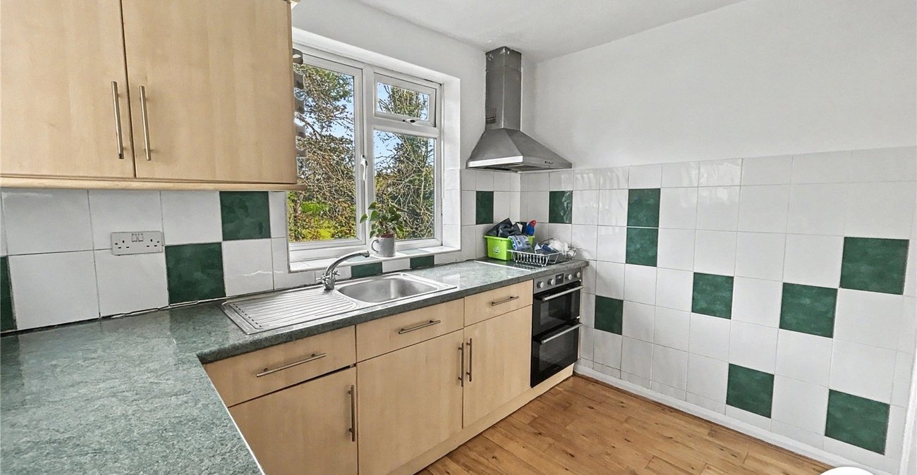 2 bedroom property for sale in Sidcup Hill | Robinson Jackson