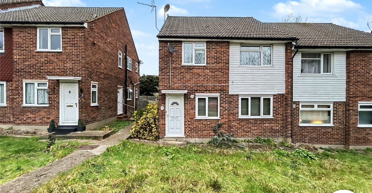 2 bedroom property for sale in Sidcup Hill | Robinson Jackson