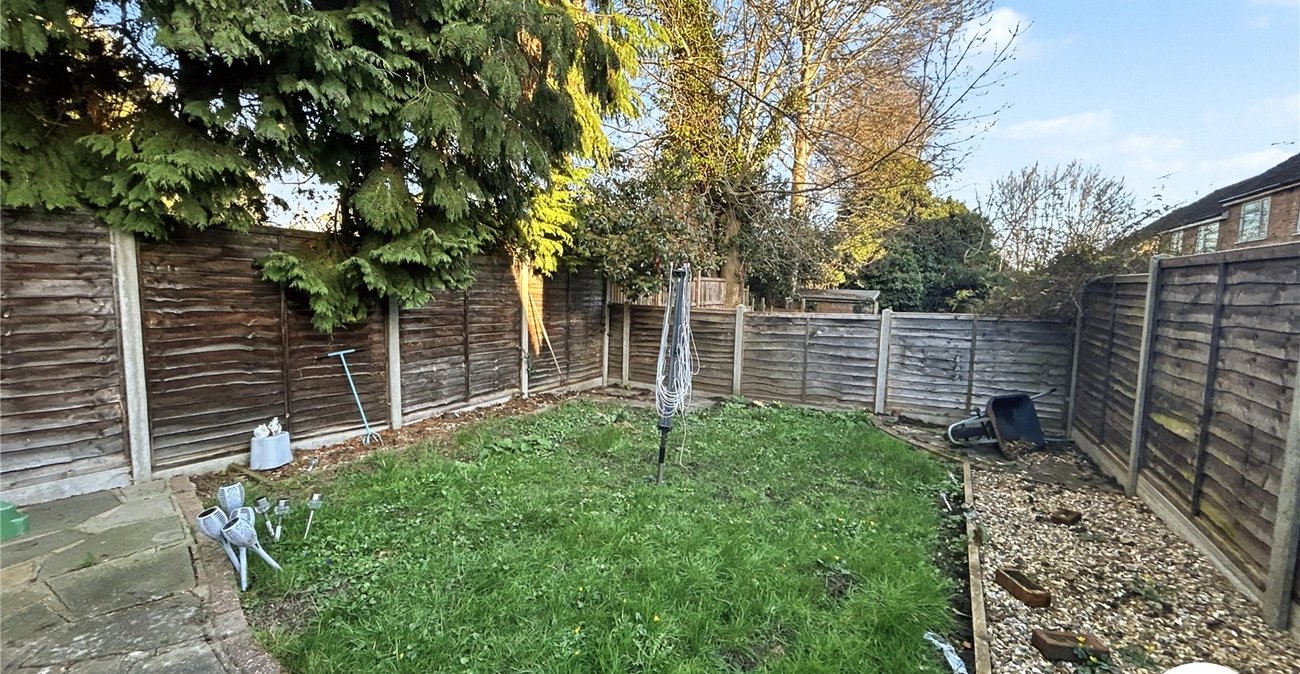 2 bedroom property for sale in Sidcup Hill | Robinson Jackson