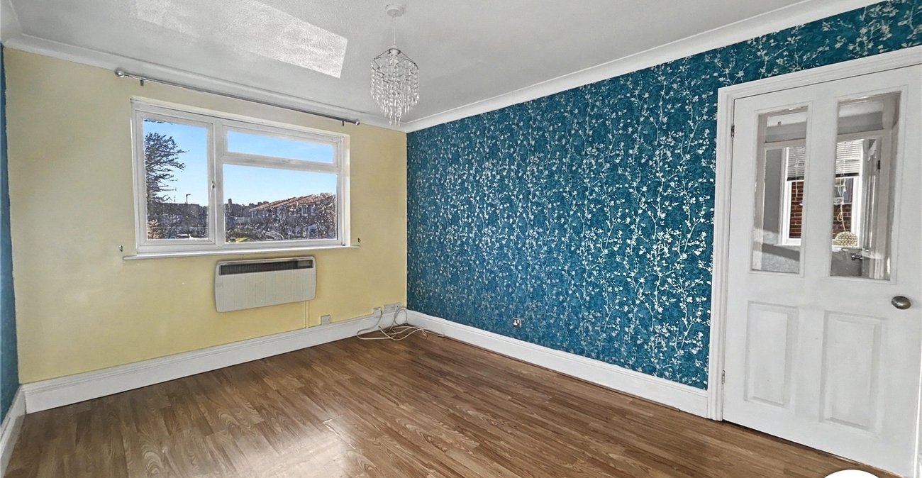 2 bedroom property for sale in Sidcup Hill | Robinson Jackson