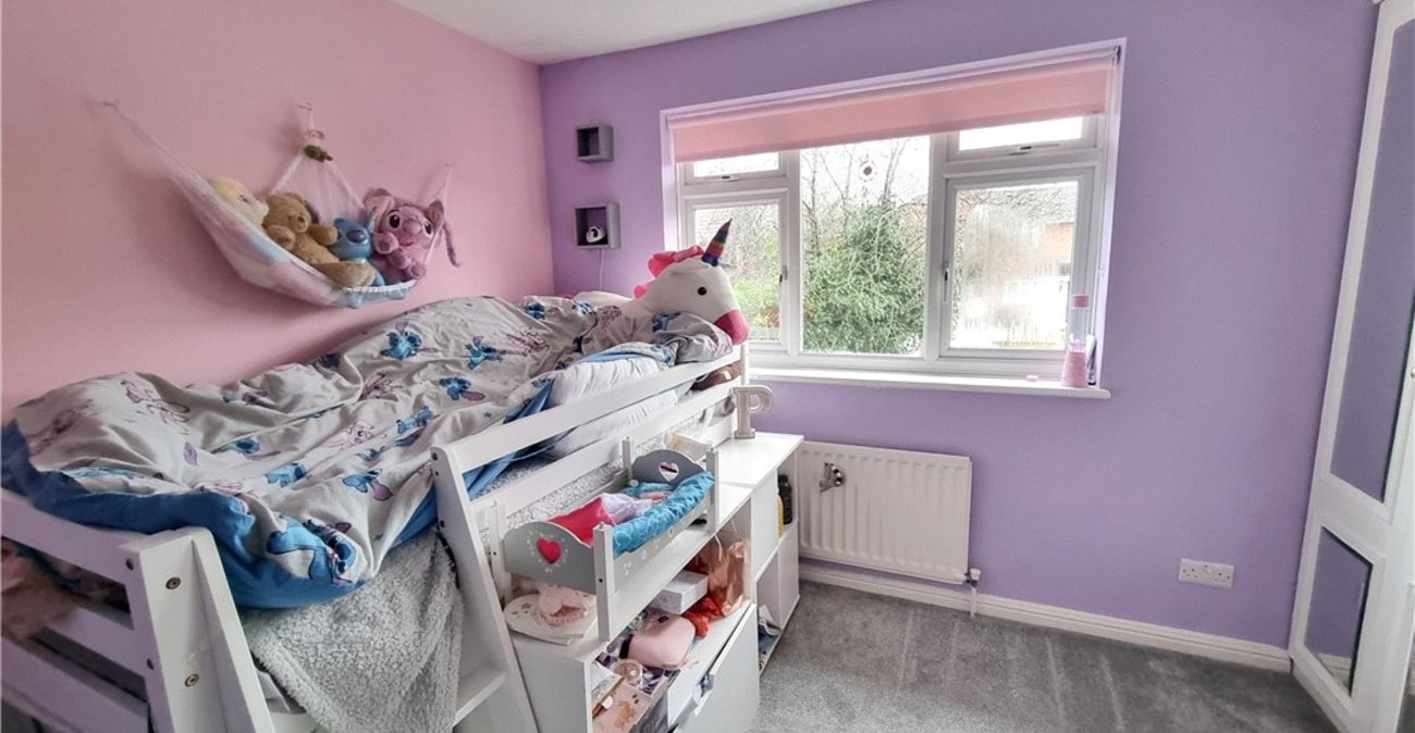 2 bedroom house for sale in Farnborough | Robinson Jackson