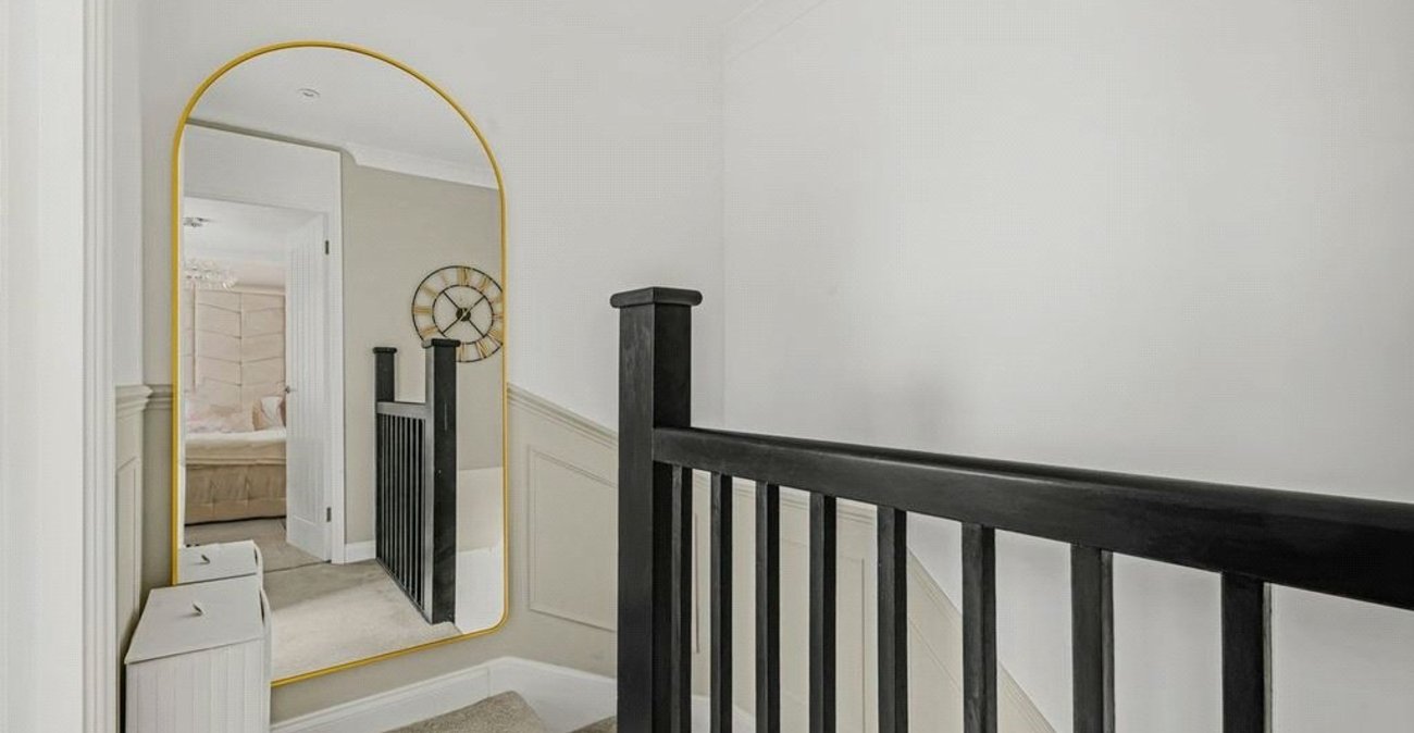 1 bedroom house for sale in Farnborough | Robinson Jackson