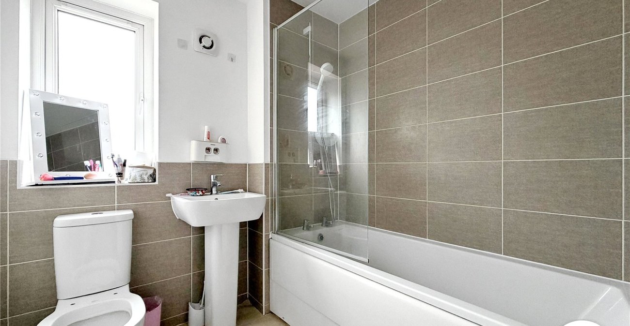 4 bedroom house for sale in Chatham | Robinson Michael & Jackson