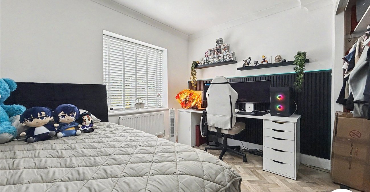 3 bedroom property for sale in Valleta Way | Robinson Michael & Jackson