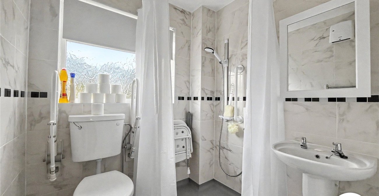 3 bedroom house for sale in Sittingbourne | Robinson Michael & Jackson