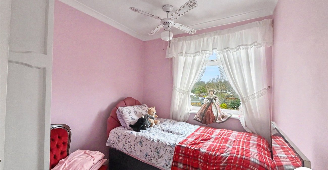 3 bedroom house for sale in Sittingbourne | Robinson Michael & Jackson