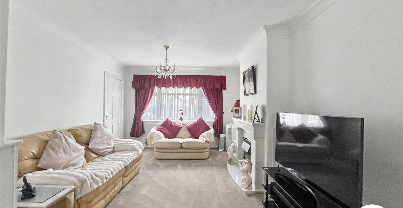 3 bedroom house for sale in Sittingbourne | Robinson Michael & Jackson