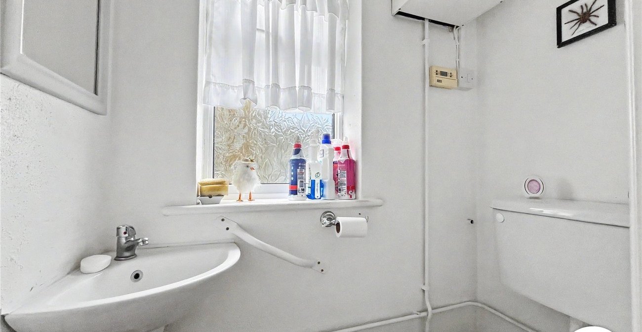 3 bedroom house for sale in Sittingbourne | Robinson Michael & Jackson