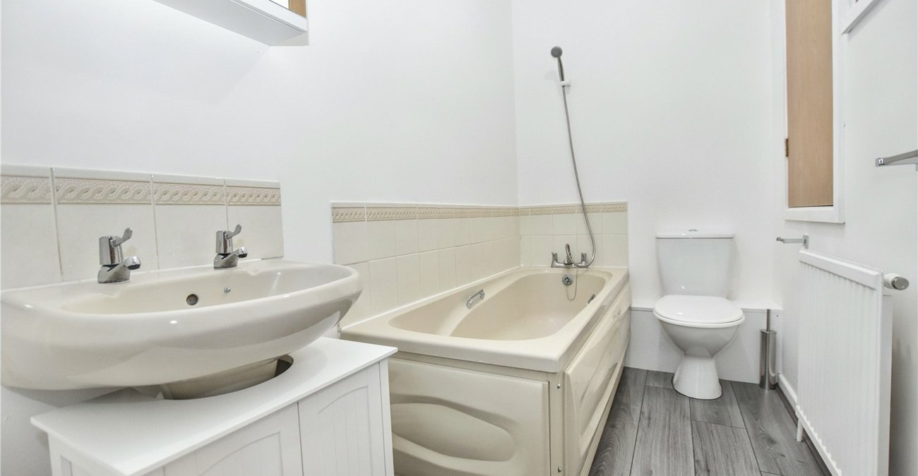 2 bedroom house for sale in Bexleyheath | Robinson Jackson