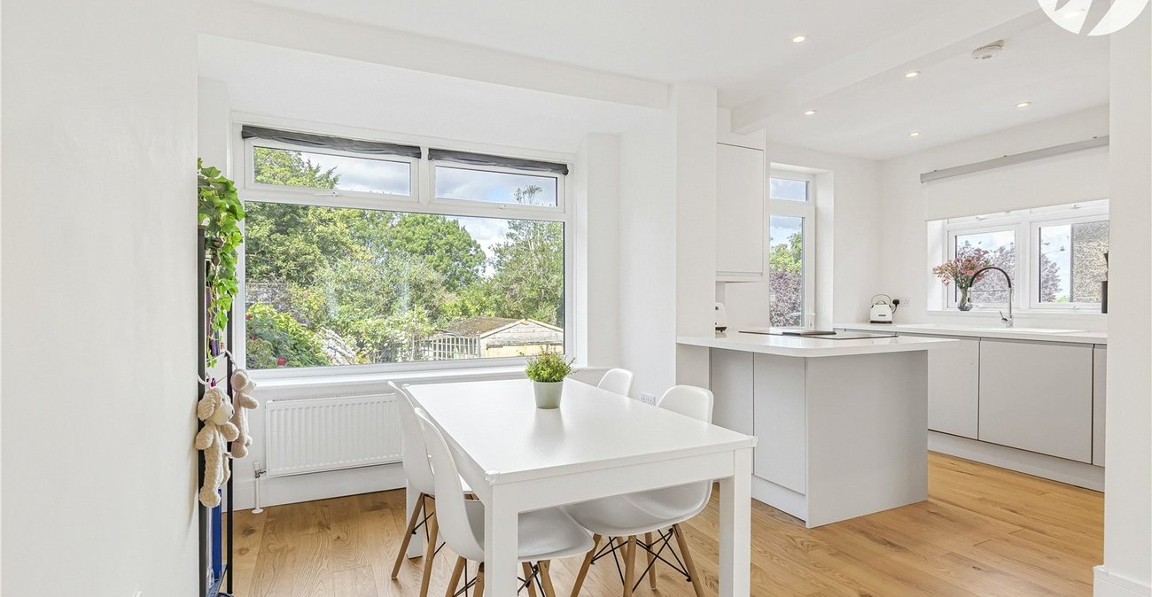 3 bedroom house for sale in Shooters Hill | Robinson Jackson