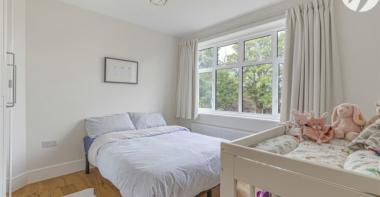 3 bedroom house for sale in Shooters Hill | Robinson Jackson
