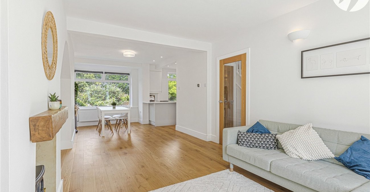 3 bedroom house for sale in Shooters Hill | Robinson Jackson