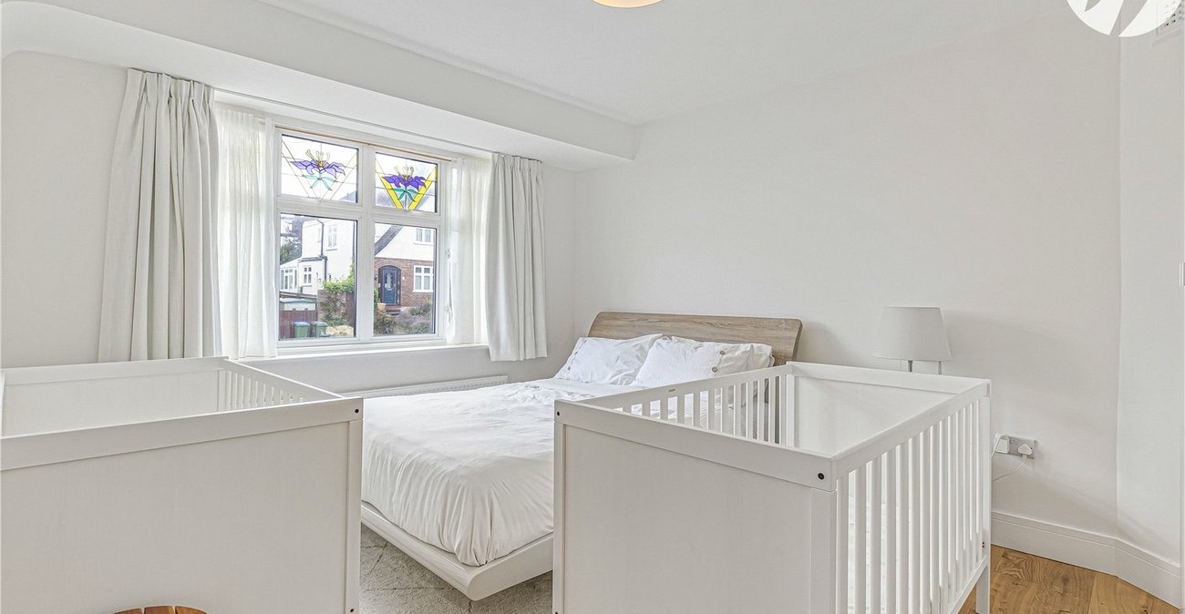 3 bedroom house for sale in Shooters Hill | Robinson Jackson
