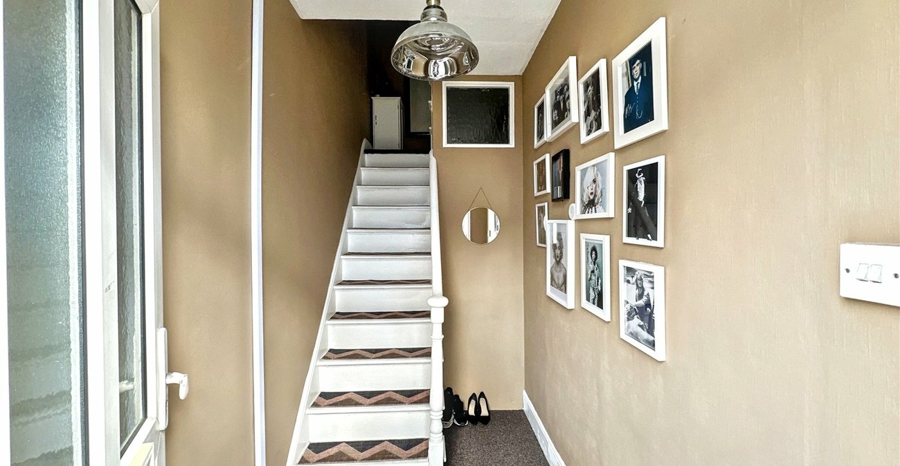 2 bedroom property for sale in Gillingham | Robinson Michael & Jackson