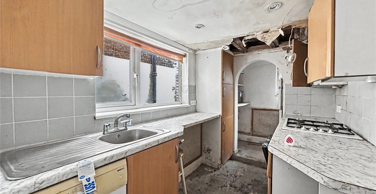 2 bedroom house for sale in Gillingham | Robinson Michael & Jackson