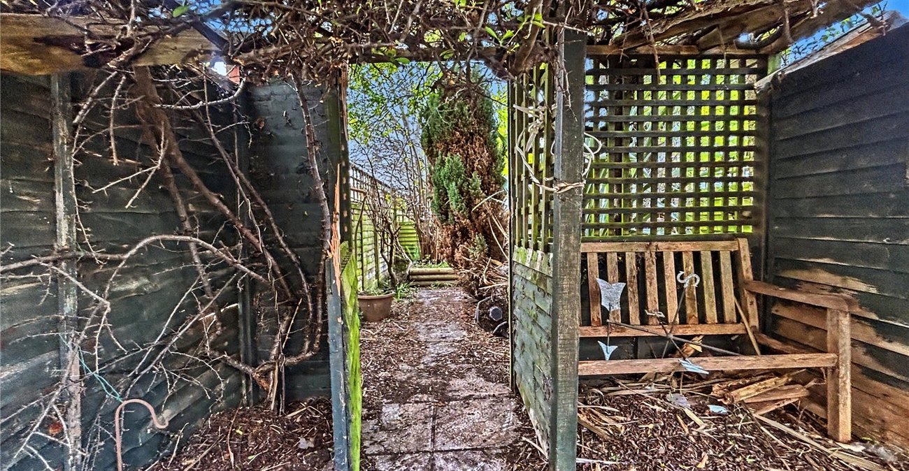 2 bedroom house for sale in Gillingham | Robinson Michael & Jackson