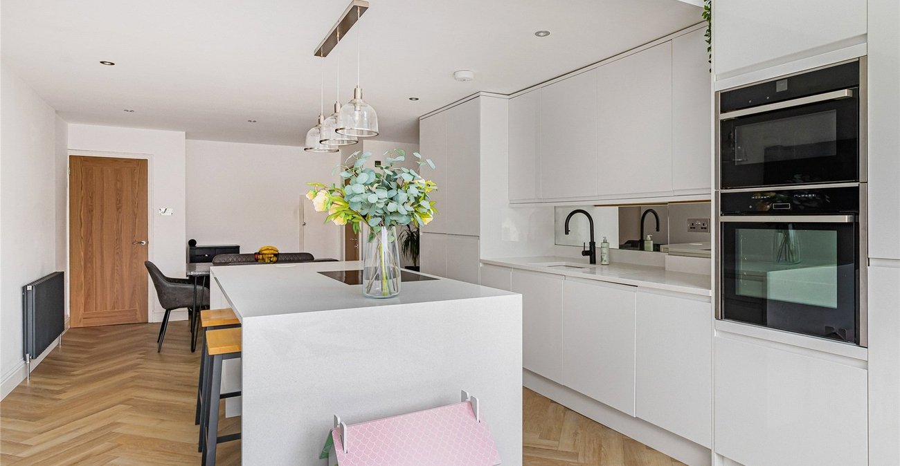 3 bedroom house for sale in Welling | Robinson Jackson
