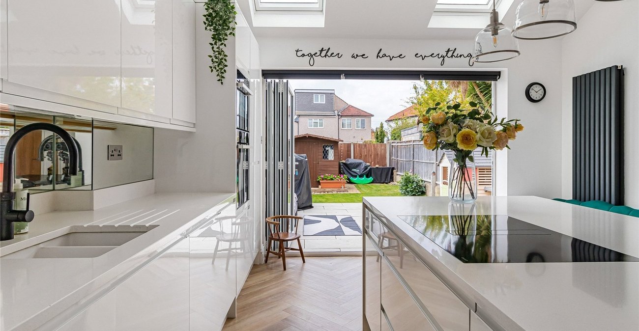 3 bedroom house for sale in Welling | Robinson Jackson